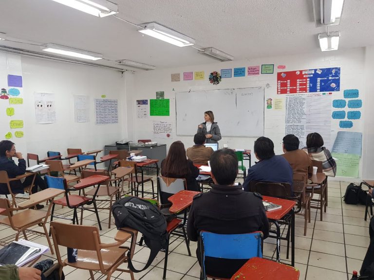 Derecho impartió taller de derechos humanos al Colegio Libertad