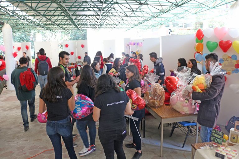 Día del amor y de la amistad en la UIC