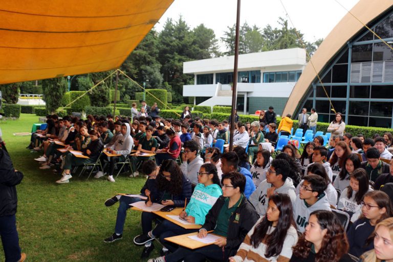 Estudiantes de nuevo ingreso de bachillerato y licenciatura efectúan el Examen Médico Automatizado