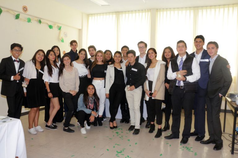 Exposición gastronómica de Formación para el Trabajo de Bachillerato UIC