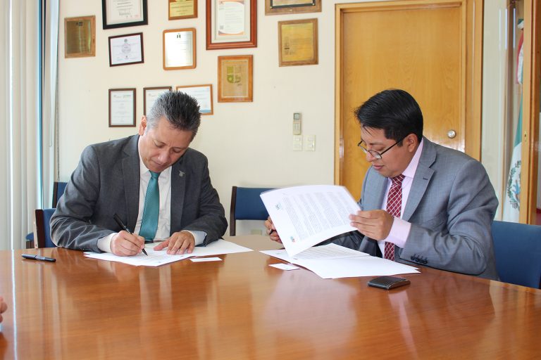 IAPF firma convenio de colaboración con la UIC