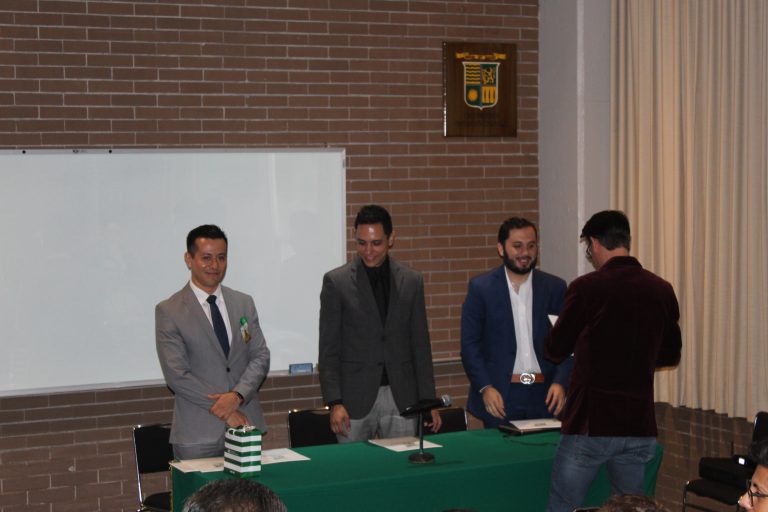 Entrega de diplomas de Certificación de Edificios Sustentables