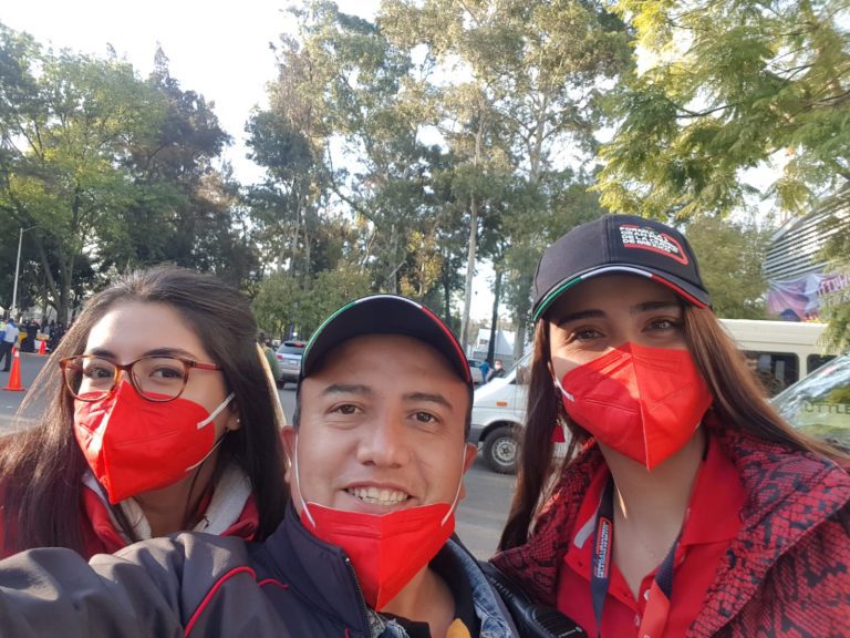 Estudiantes de LANT participaron en la logística de Paddock F1 CDMX