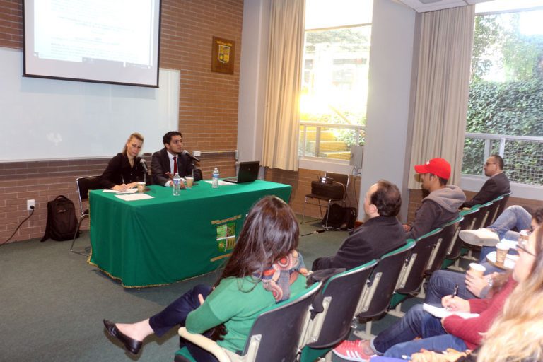 Conferencia sobre los retos de la justicia social en México