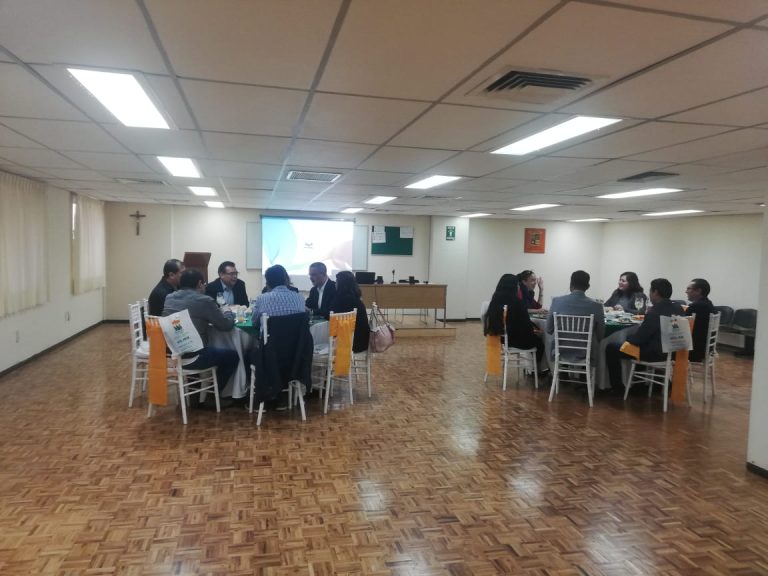 Desayuno de inducción de los posgrados del Plantel Roma