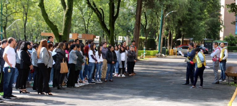 Participa comunidad UIC en el macrosimulacro nacional