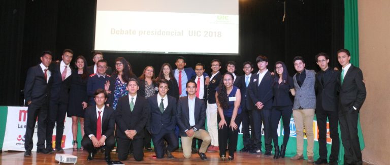 Debate y simulacro de elecciones presidenciales en Bachillerato